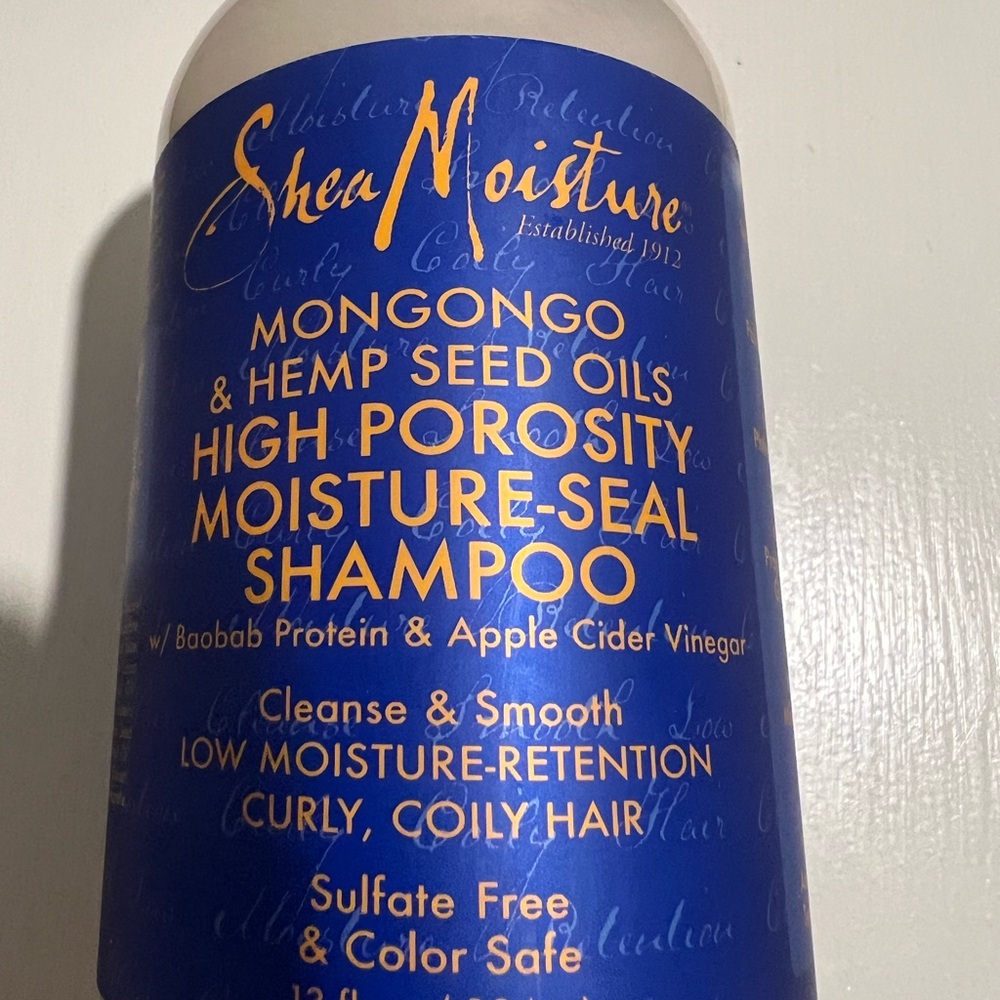Shea Moisture Blue and Cream High Porosity Shampoo